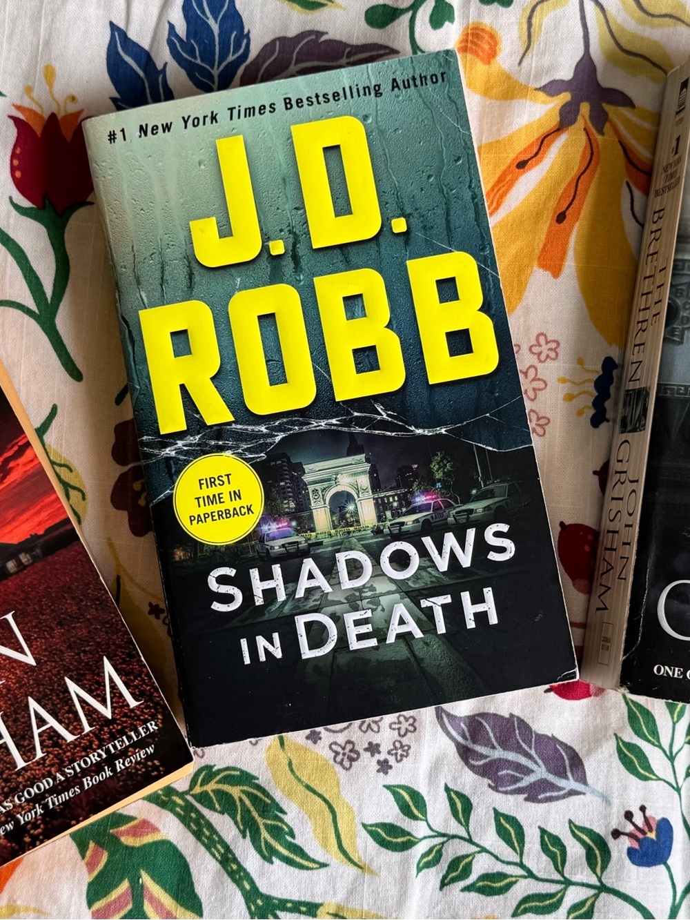 John Grisham + JD Robb - Set of 3